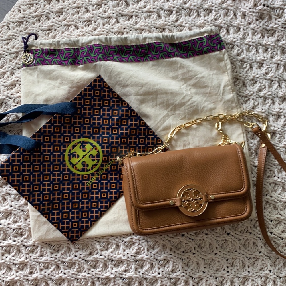 Authentic Tory Burch Amanda mini crossbody - Picture 1 of 5